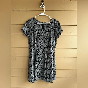Mimi Chica 90's Inspired Short Sleeve Mini Dress - Floral, Paisley - Size S